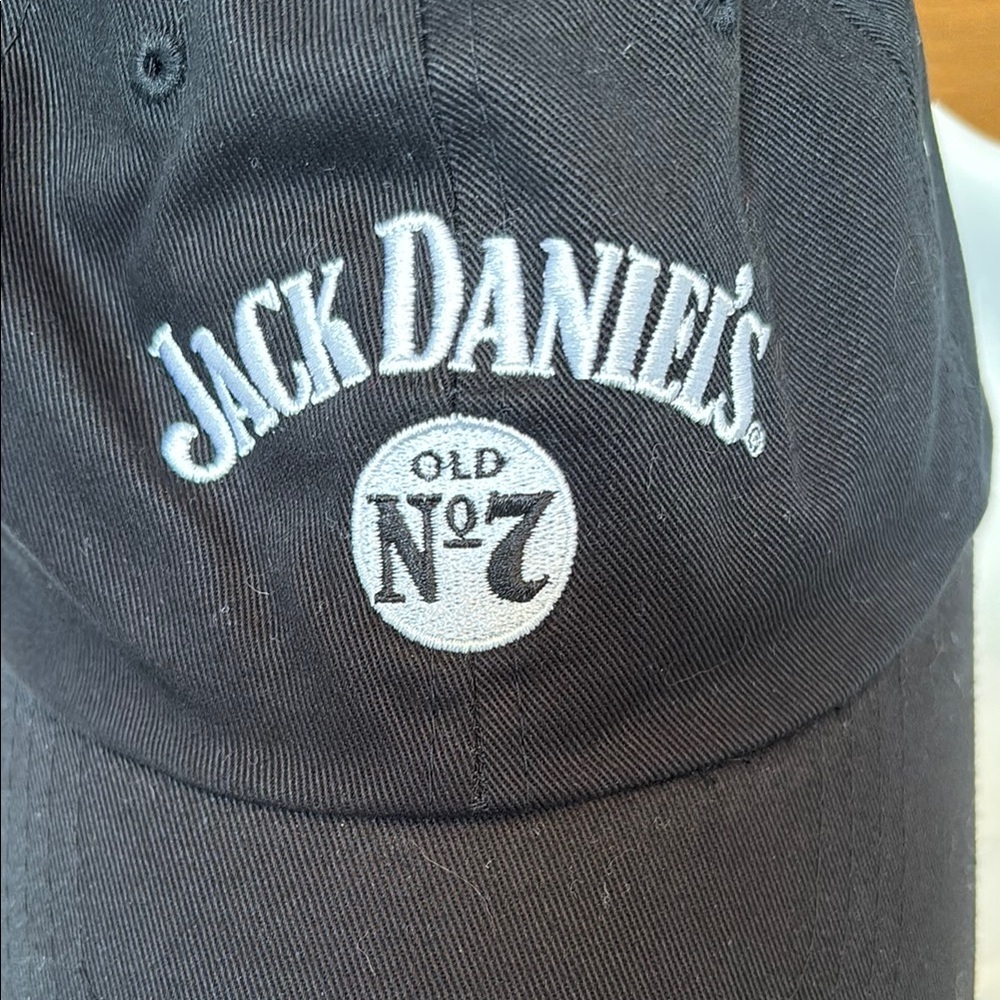 Jack Daniel's Whiskey Black Baseball Cap and rocks glass - Picture 3 of 7
